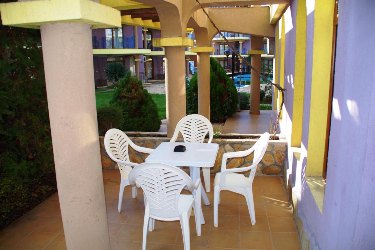 Azura Garden Apartments Chernomorets Exterior foto